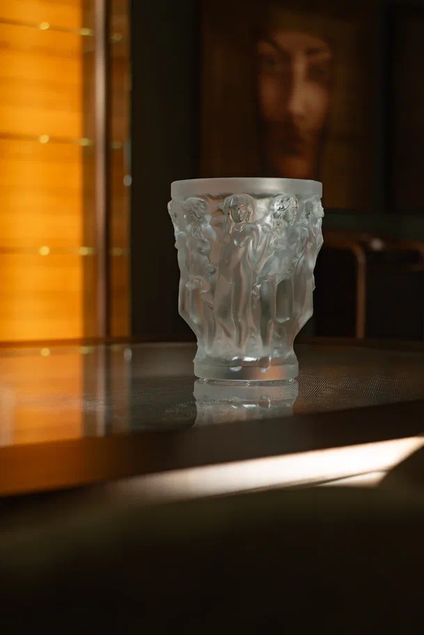 Sirénes Vase Clear Crystal Lalique & Terry Rodgers