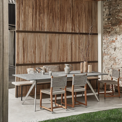 Dafne Outdoor Flexform