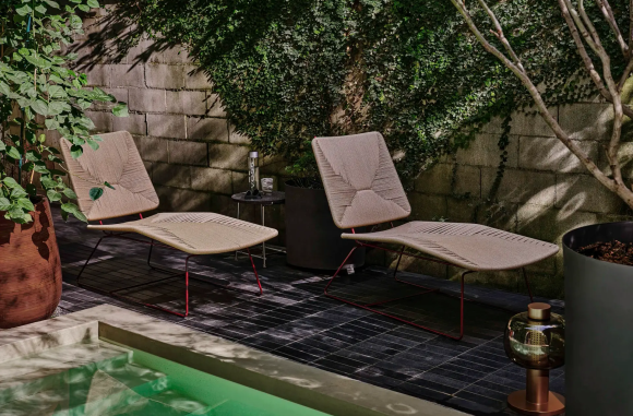 Echoes Outdoor Flexform