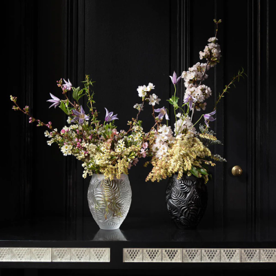 Feuilles Vase Clear Crystal Lalique