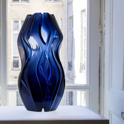 Manifesto Vase Midnight Blue Crystal Lalique & Zaha Hadid