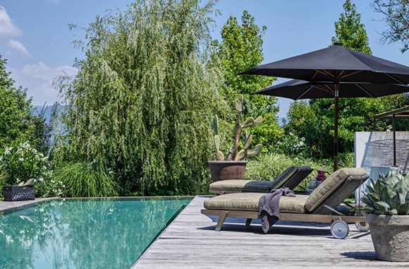 Hora Sexta Outdoor Flexform