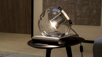 The Globe Oluce