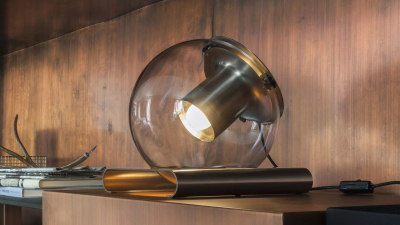 The Globe Oluce
