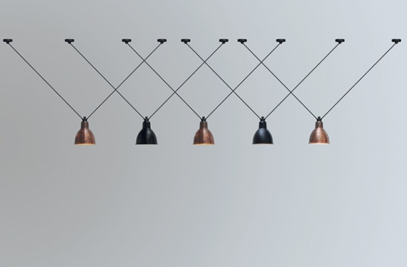 Les Acrobates De Gras DCW