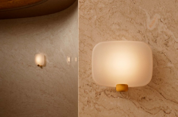 Light Me Tender Horizontal DCW