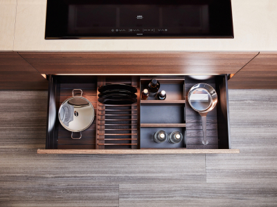 Smoked OAK Drawers and PAN Drawers Accessories Molteni&C