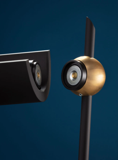 Vi. F Catellani Smith