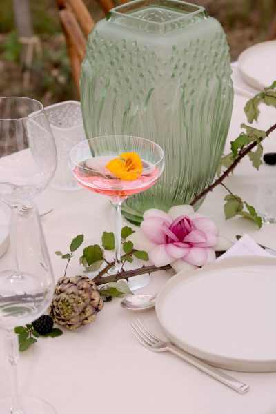 100 Points Champagne Coupe Lalique & James Suckling