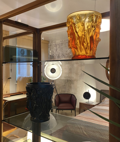 Sirénes Vase Black Crystal Lalique & Terry Rodgers