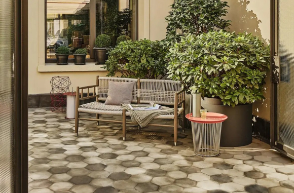 Berry Outdoor Flexform