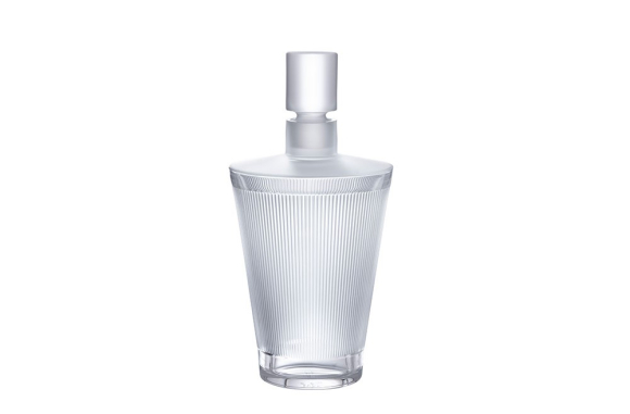 Wingen Decanter Lalique